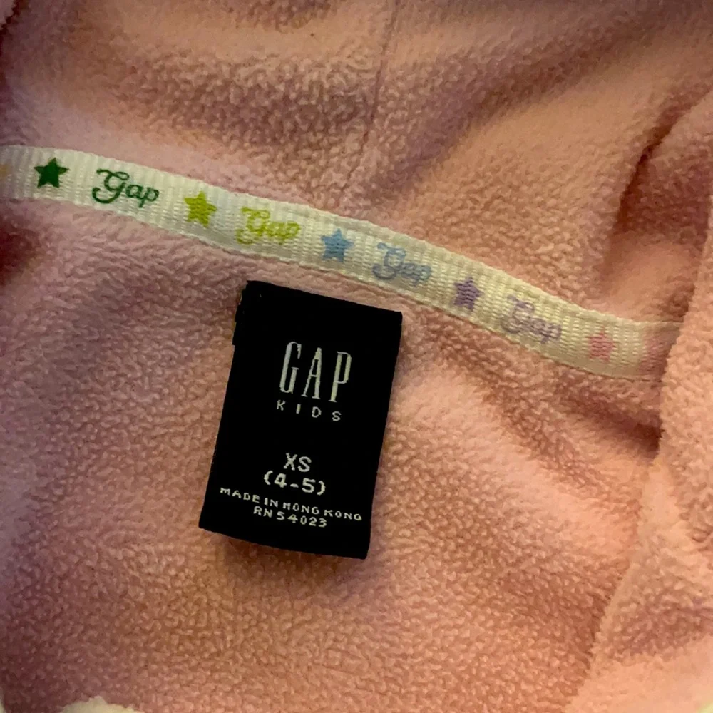 GAP zip front